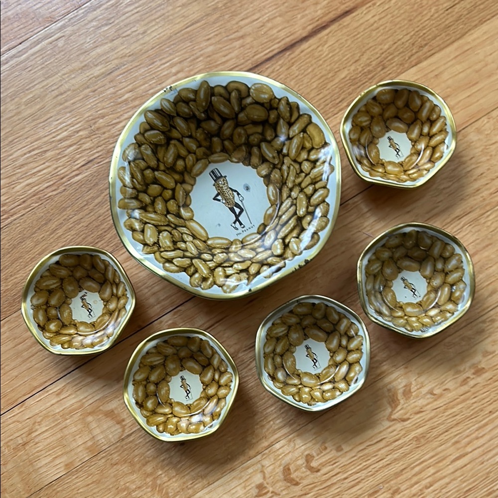 1960’s Mr. Peanut Serving Set for Peanuts or Snacks